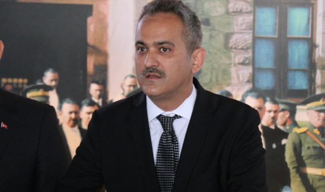 ÖĞRETMEN ADAYLARI İSYANDA