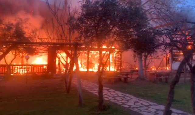 Olimpos'ta pansiyon yangını korkuttu