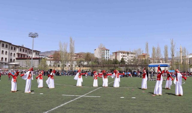 Oltu&#039;da 23 Nisan coşkusu