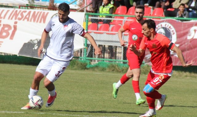 Ömer Faruk gollerine devam ediyor