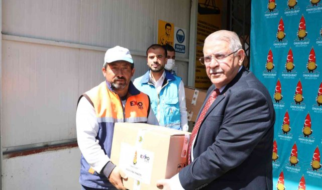 Onikişubat Belediyesinden personellere Ramazan kolisi