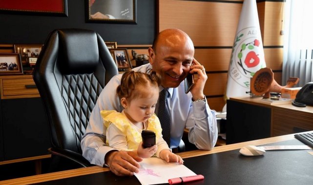 Oral, koltuğunu devretti