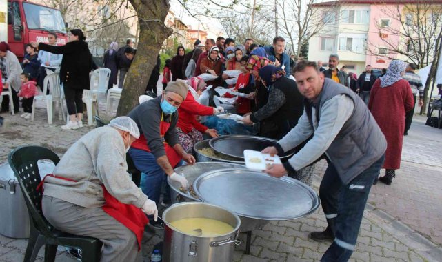 Osmaneli'nde vatandaşlar iftarda buluştu