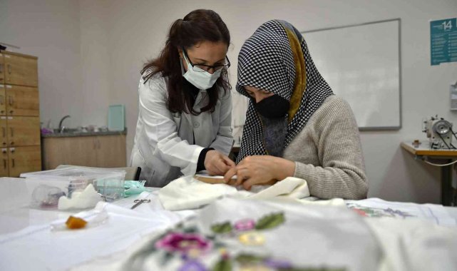 Osmangazi&#039;den el emeği göz nuru eserler