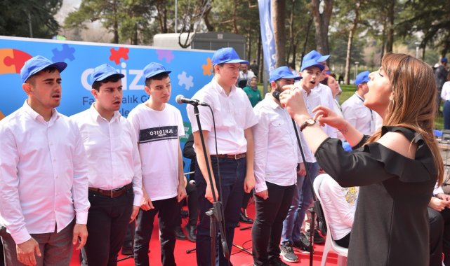 Otizmle mücadelede yüzler gülüyor