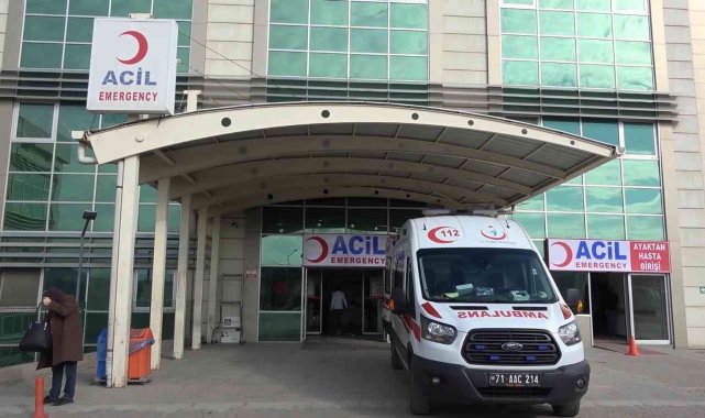 Otomobilin çarptığı 12 yaşındaki çocuk ağır yaralandı