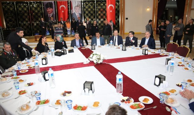 Polis şehit aileleri ile gaziler onuruna iftar