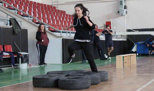 Polis ve bekçi olmak isteyenler bu kurslara yoğun ilgi gösteriyor