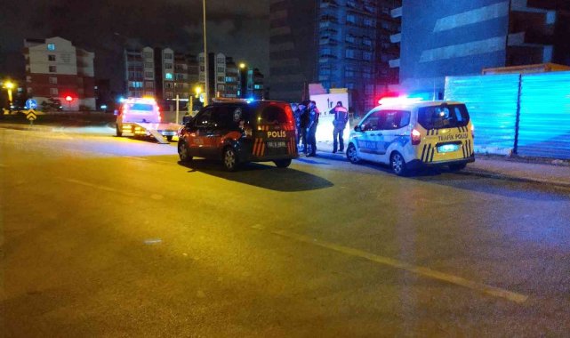 Polisin dur ihtarına uymayan ehliyetsiz sürücü kovalamaca sonucu yakalandı