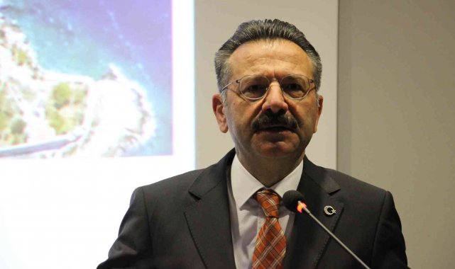 Polisin operasyonun ardından Aydın Arkeoloji Müzesi'ndeki incelemeler tamamladın