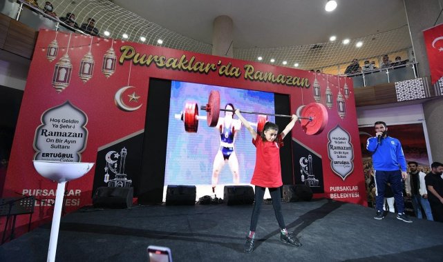 Pursaklar'da coşku dolu 23 Nisan kutlamaları