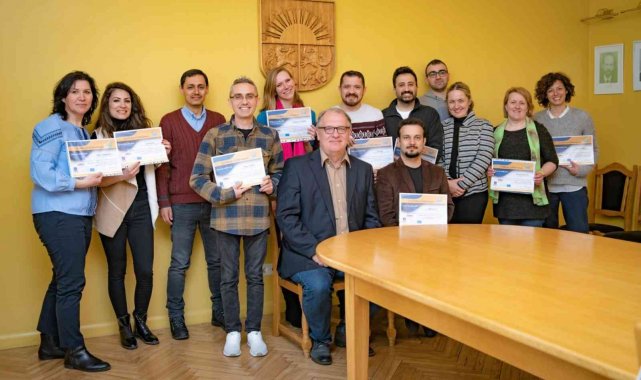 &quot;Eğitimde Yenilik ve Dönüşüm&quot; projesinin 3&#039;üncü toplantısı gerçekleştirildi