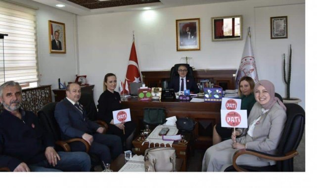 &quot;Radyoda Çocuk Var&quot; projesinin temsilcilerinden İl Müdürü Akyol&#039;a ziyaret