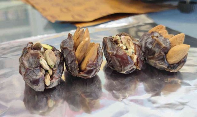 Ramazan ayının gözdesi hurmalar tezgahları süslüyor