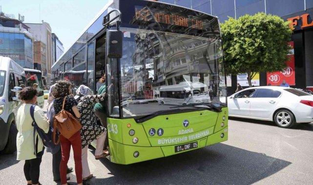 Ramazan Bayramı'nda metro ve otobüs ücretsiz