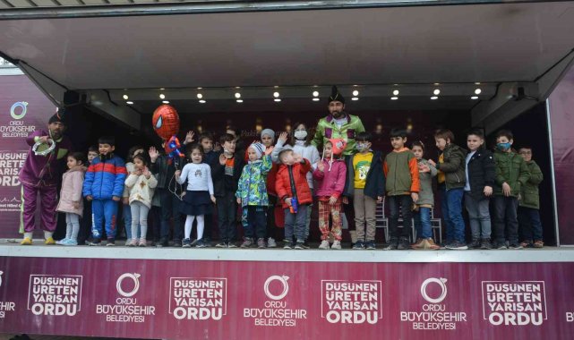 Ramazan coşkusu Ünye'yi sardı