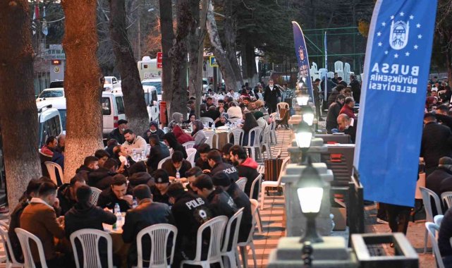 Ramazanın bereketi Keles&#039;i sardı