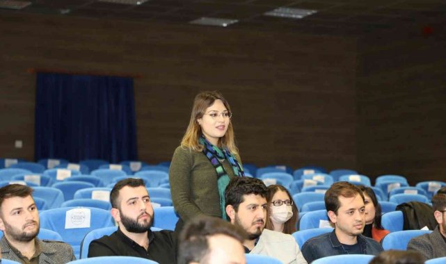 Rektör Aktekin, üniversitede görevlerine yeni başlayan öğretim elemanlarıyla bir araya geldi