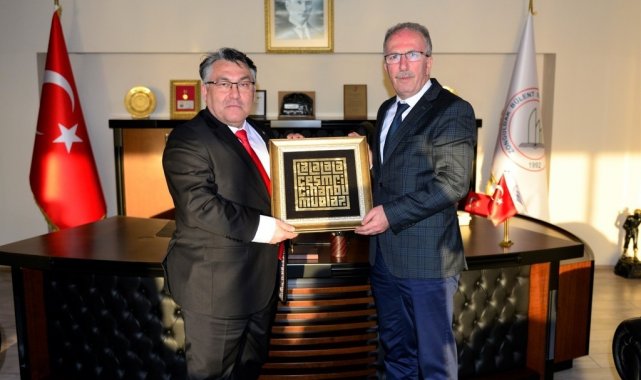 Rektör Uzun'dan, Özölçer'e "hayırlı olsun" ziyareti