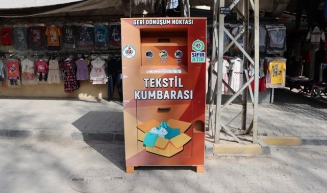 Reyhanlı'da tekstil geri dönüşüm kumbaraları yerleştiriliyor