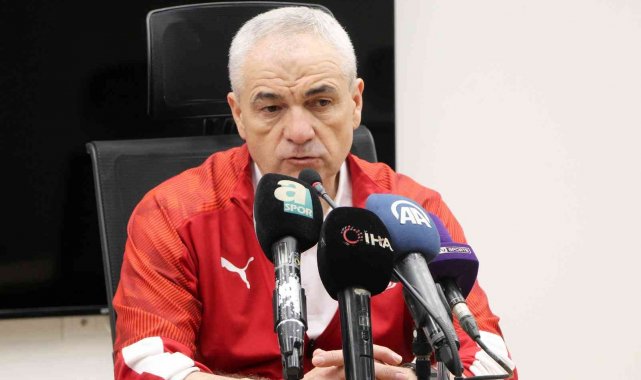 Rıza Çalımbay: "Alınan 1 puan gayet iyi"