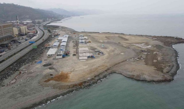 Rize&#039;de Lojistik Merkezinin dolgu çalışmaları sürüyor