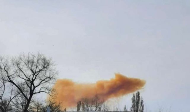 Rus ordusu Luhansk'da nitrik asit tankını vurdu