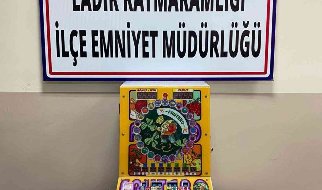 Sadece Ramazan'da oynanan kumara polis baskını