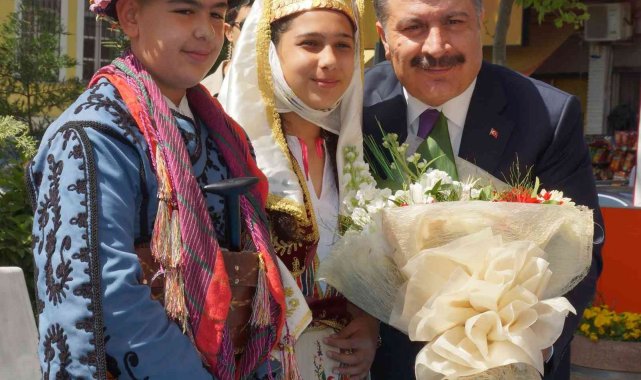 Sağlık Bakanı Koca: &quot;İki buçuk senedir çok zorlu mücadele verdik&quot;