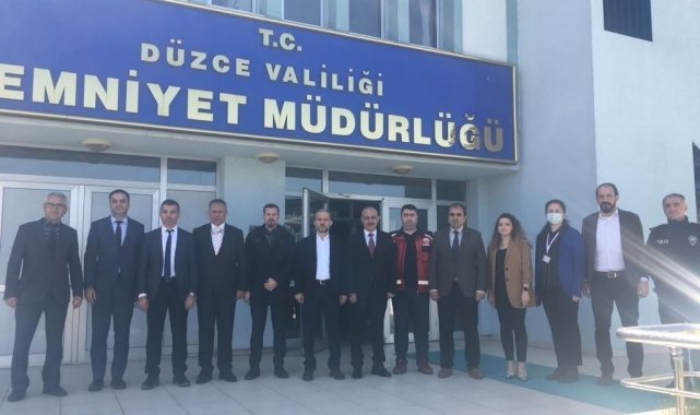 Sağlıkçılardan Polislere 10 Nisan ziyareti