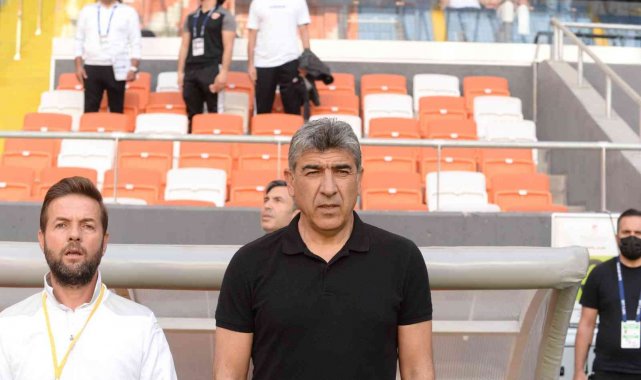 Sait Karafırtınalar: "Hem düşme potasına hem de play-off'a 7 puan kaldı"