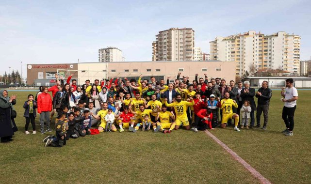 Şampiyon Talasgücü Belediyespor