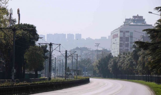 Samsun güne puslu bir hava ile uyandı