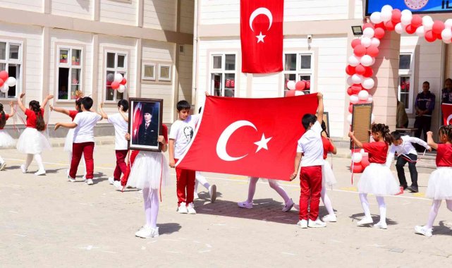 Şanlıurfa'da 23 Nisan coşkuyla kutlandı