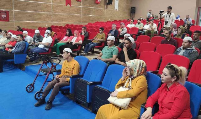 Şanlıurfa'da görme engelli öğrencilerin hatim sevinci