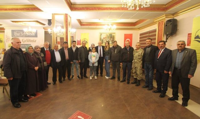 Şehit aileleri ile gaziler onuruna iftar verildi