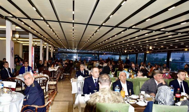 Şehit aileleri ile gazilere İftar