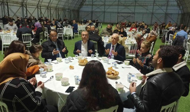 Şehit aileleri ve protokol iftarda buluştu