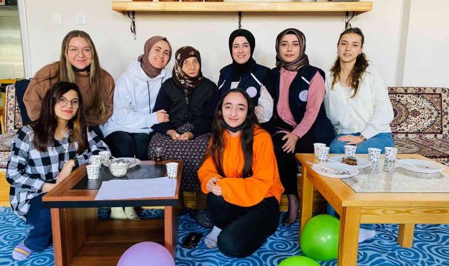 Şehit annesine sürpriz jest