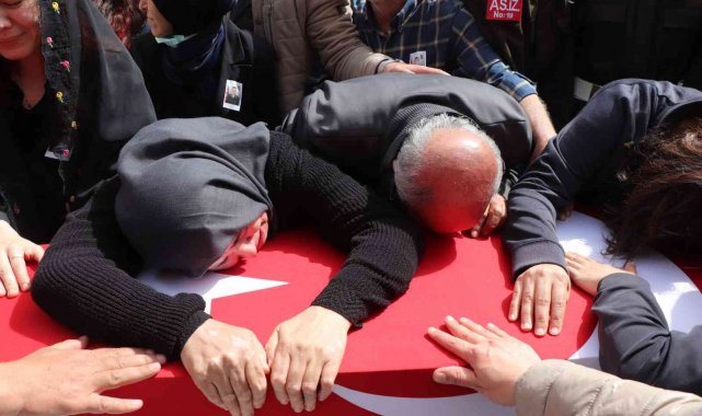 Şehit Teğmen Bekir Can Kerek'i son yolculuğuna binlerce hemşehrisi uğurladı