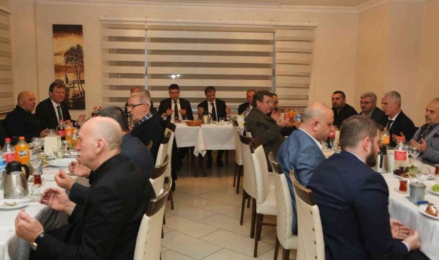 Serdivan Belediye Meclisi iftarda buluştu