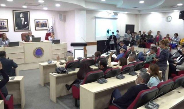 Seyhan Belediyesinden kadın-erkek eşitliğinde önemli adım