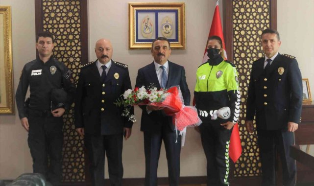Siirt Emniyet Teşkilatı Polis Haftası dolayısıyla Vali Hacıbektaşoğlu ile bir araya geldi
