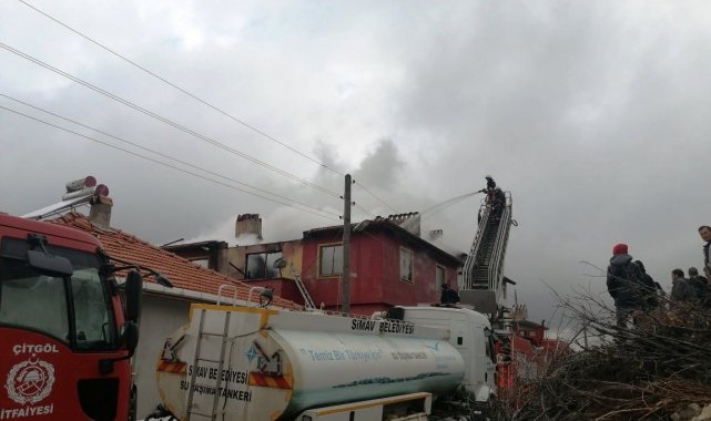 Simav&#039;da korkutan yangın