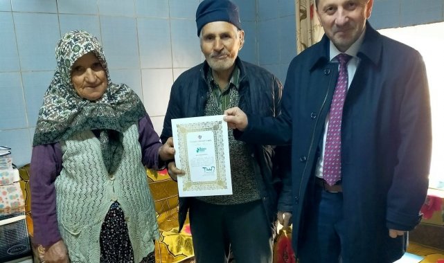 Simav'da su kuyusu açma hayrına katkıda bulunanlara teşekkür belgesi