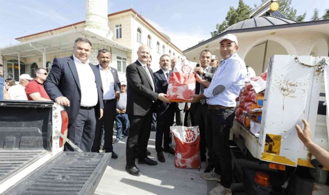 Sincan Belediyesin&#039;den Ayçiçek tohum desteği