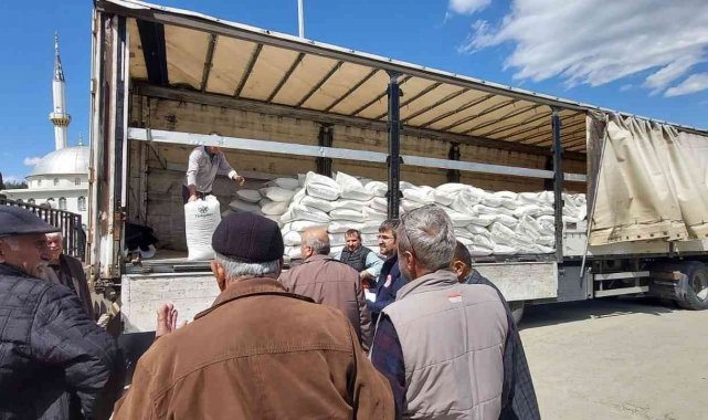 Sinop'ta ilkbahar beslenmesi için arıcılara 54 ton toz şeker
