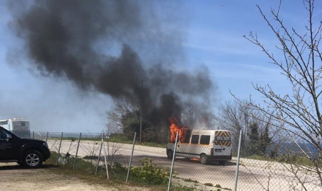 Sinop'ta okul servisi yangını