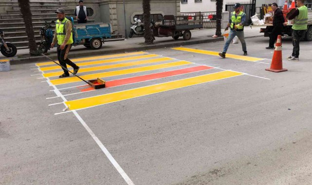 Sinop'ta yaya geçiş çizgileri yenilendi