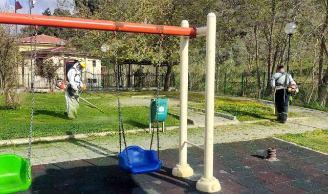 Söke Belediyesi&#039;nden yaz öncesi park ve yeşil alanlarda bakım